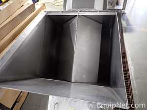 Stainless Steel Inclined Conveyor with Hopper 13-13.1
