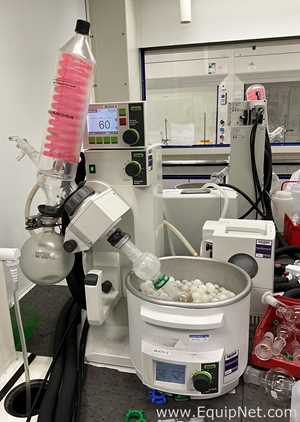 Buchi Labortechnik AG R-210 Evaporator With B-491 Heating Bath V-300 Vacuum Pump and V-850 Interface