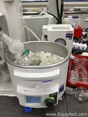 Buchi Labortechnik AG R-210 Evaporator With B-491 Heating Bath V-300 Vacuum Pump and V-850 Interface