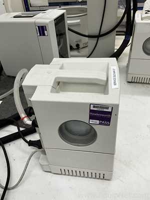 Buchi Labortechnik AG R-210 Evaporator With B-491 Heating Bath V-700 Vacuum Pump and V-850 Interface