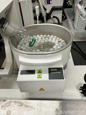 Buchi Labortechnik AG R-100 Evaporator With B-100 Heating Bath V-300 Vacuum Pump and V-850 Interface