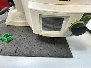 Buchi R-210 Evaporator with B-491 Heating Bath, V-700 Vacuum Pump and F-305 Recirculating Chiller -R
