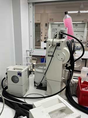 Buchi R-210 Evaporator with B-491 Heating Bath, V-700 Vacuum Pump and F-305 Recirculating Chiller -R