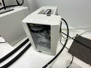 Buchi R-100 Rotary Evaporator with B-100 Heating Bath and V-300 Vacuum Pump