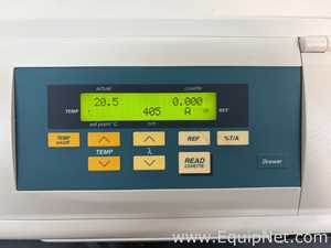 Molecular Devices Spectra Max 384 Plus Microplate Spectrophotometer With StakMax Microplate Handler
