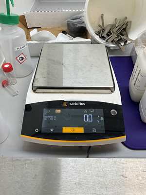 Sartorius BCE8201-1S 8200 Gram Balance