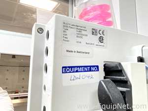 Buchi R-210 Evaporator with B-491 Heating Bath and V-700 Vacuum Pump