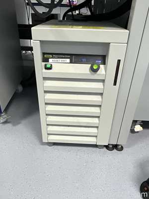 Buchi R-210 Evaporator with B-491 Heating Bath, V-700 Vacuum Pump and F-305 Recirculating Chiller