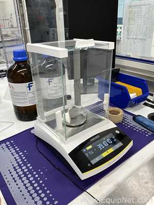 Sartorius BCE124I-1S Analytical Balance with Power Supply