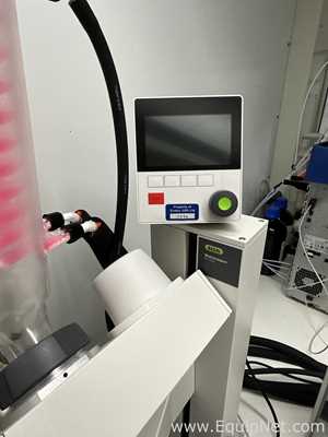 Buchi R-100 Rotary Evaporator with B-100 Heating Bath and V-300 Vacuum Pump