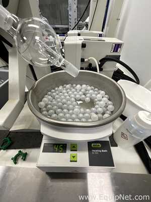 Buchi R-100 Rotary Evaporator with B-100 Heating Bath, V-300 Vacuum Pump and F-314 Recirc Chiller