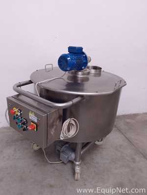 Powder mixer