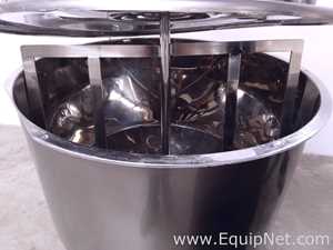 Powder mixer