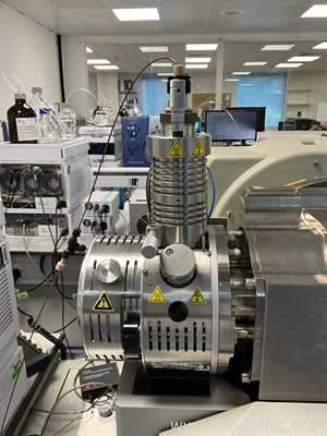 AB Sciex API 4000 LC/MS Mass Spectrometer With Agilent Infinity 1290 HPLC System