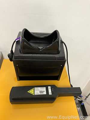 Analytic Jena UVP UVGL-58 Handheld UV Lamp With Chromato Vue Cabinet
