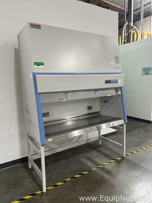 Cabina de Seguridad Biológica Thermo Fisher Scientific 1351