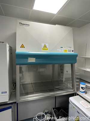 Cabine de Segurança Biológica Thermo Electron Corporation HeraSafe KS12