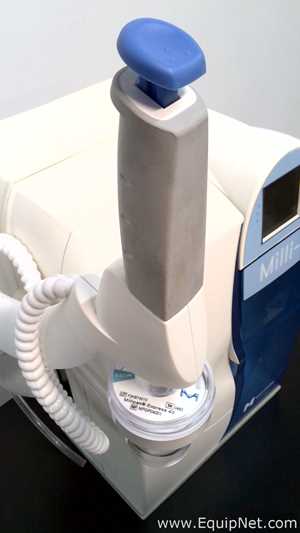 Sistema de Purificação e Destilação de Água Millipore Milli-Q Reference