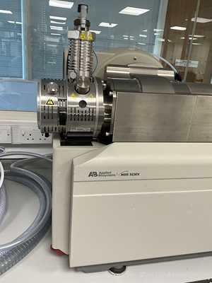 AB Sciex 4000 Q TRAP LC/MS Mass Spectrometer With Agilent Infinity 1290 HPLC System