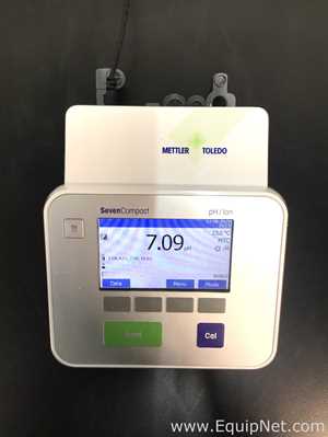 Mettler Toledo SevenCompact S220 Benchtop pH Meter