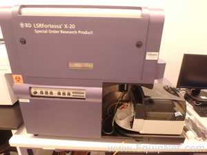 Becton Dickinson BD LSR Fortessa X-20 Flow Cytometer with BD FacsFlow Supply System