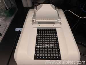 Thermo Scientific NanoDrop 8000 Spectrophotometer