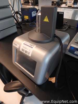 Invitrogen MPK5000 Neon Transfection System