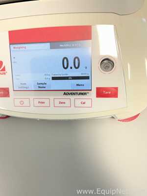 Balança de Laboratório Ohaus Corporation AX8201/E