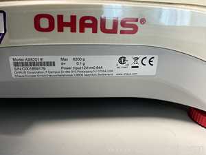 Balança de Laboratório Ohaus Corporation AX8201/E