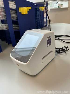 Invitrogen E-GEL Power Snap Electrophoresis Device
