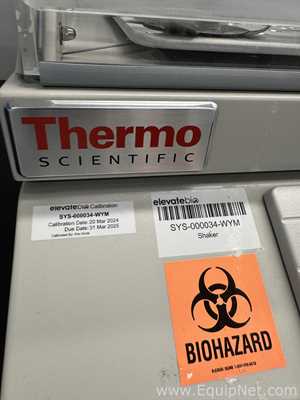 Thermo Fisher Scientific MaxQ 420 HP SHKE420HP Incubated Tabletop Orbital Shaker