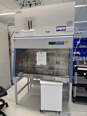 Cabine de Segurança Biológica Thermo Scientific 1375