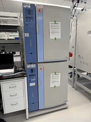 Thermo Fisher 3307 Forma Steri-Cult CO2 Double Stacker Incubators