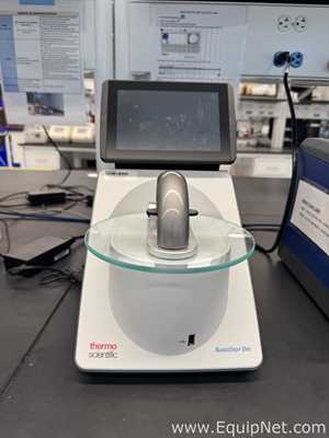 Thermo Scientific NanoDrop One Microvolume UV-Vis Spectrophotometer