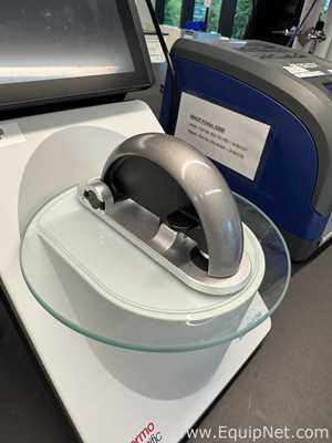 Thermo Scientific NanoDrop One Microvolume UV-Vis Spectrophotometer