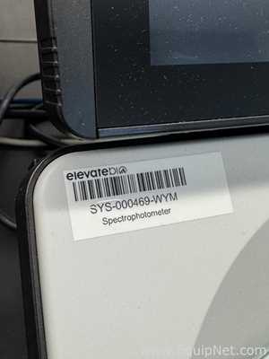 Thermo Scientific NanoDrop One Microvolume UV-Vis Spectrophotometer