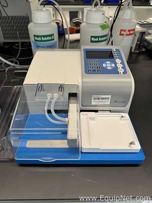 Accuris Instruments MW9600 Microplate Washer With Plastic Bottles
