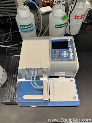 Accuris Instruments MW9600 Microplate Washer With Plastic Bottles