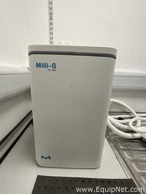 Millipore Milli - Q Laboratory Purified Water Generation Storage and Distribution System - R