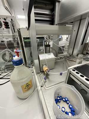 Gilson UV/VIS-159 HPLC System with GX-281 Liquid Handler