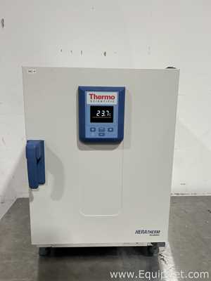 Thermo Scientific Heratherm IGS60 Gravity Convection Incubator