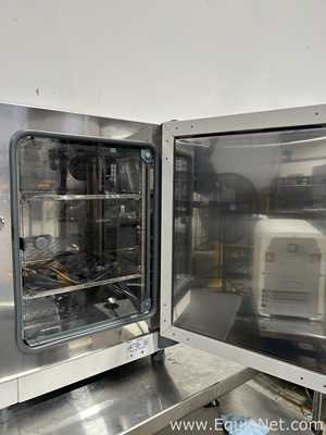 Thermo Scientific Heratherm IGS60 Gravity Convection Incubator
