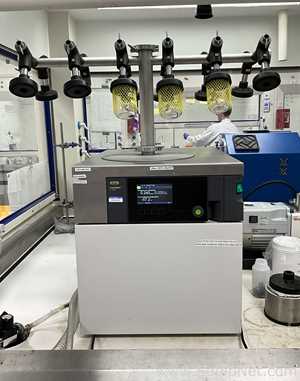 Liofilizadora Buchi Lyovapor L-200