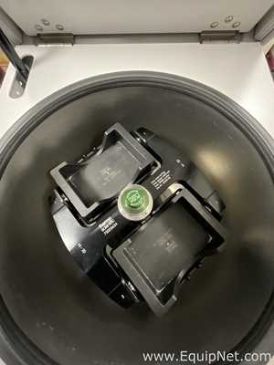 Thermo Fisher Scientific Megafuge ST1 Plus Laboratory Centrifuge