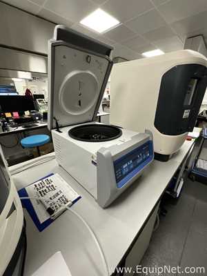 Thermo Fisher Scientific Megafuge ST1 Plus Laboratory Centrifuge