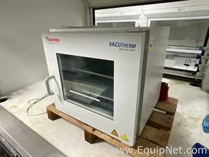 Estufa a Vácuo Thermo Scientific Vacutherm VT6060M