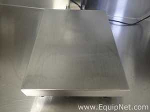 Lot of Mettler Toledo 20kg and 50kg Scales