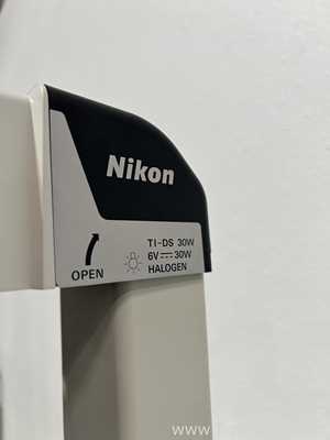 Microscópio Nikon Eclipse Ti-S
