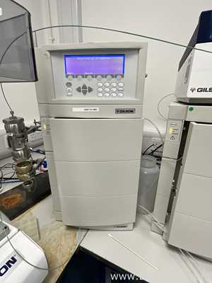 Gilson UV/VIS-159 HPLC System with GX-281 Liquid Handler
