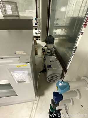 Gallenkamp OVA031.XX1.5 Laboratory Vacuum Oven with Edwards ELab2 Vacuum Pump